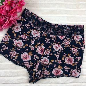 LC Lauren Conrad Rustic retreat shorts size XL